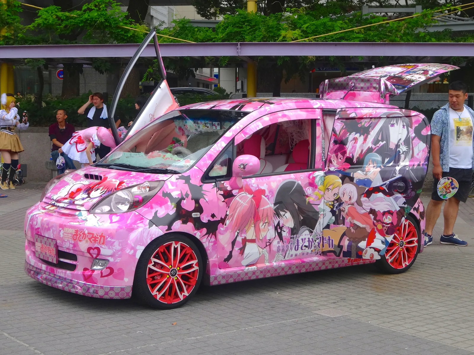 World Cosplay Summit 2014：Exhibition of Itasha No - 4
