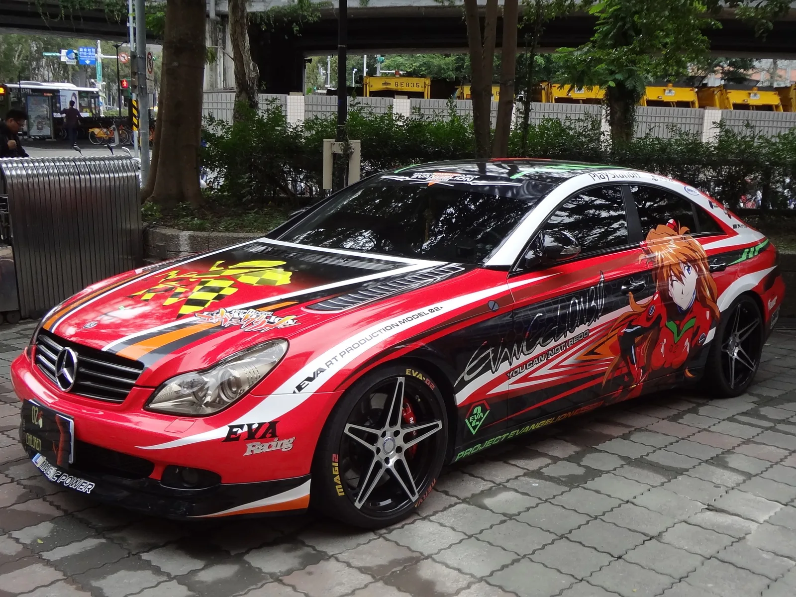 Mercedes-Benz itasha of EVA Unit 02 and Asuka Langley Soryu 20161211