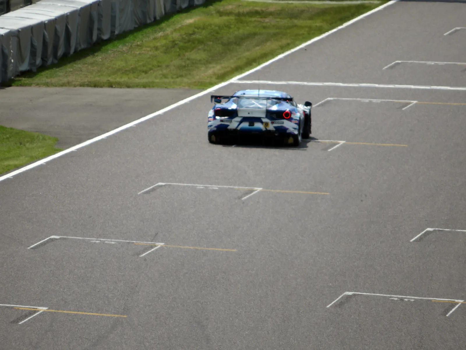No.9 PACIFIC hololive NAC Ferrari at 2022 Takanoko no Hotel Suzuka GT 300km (10)