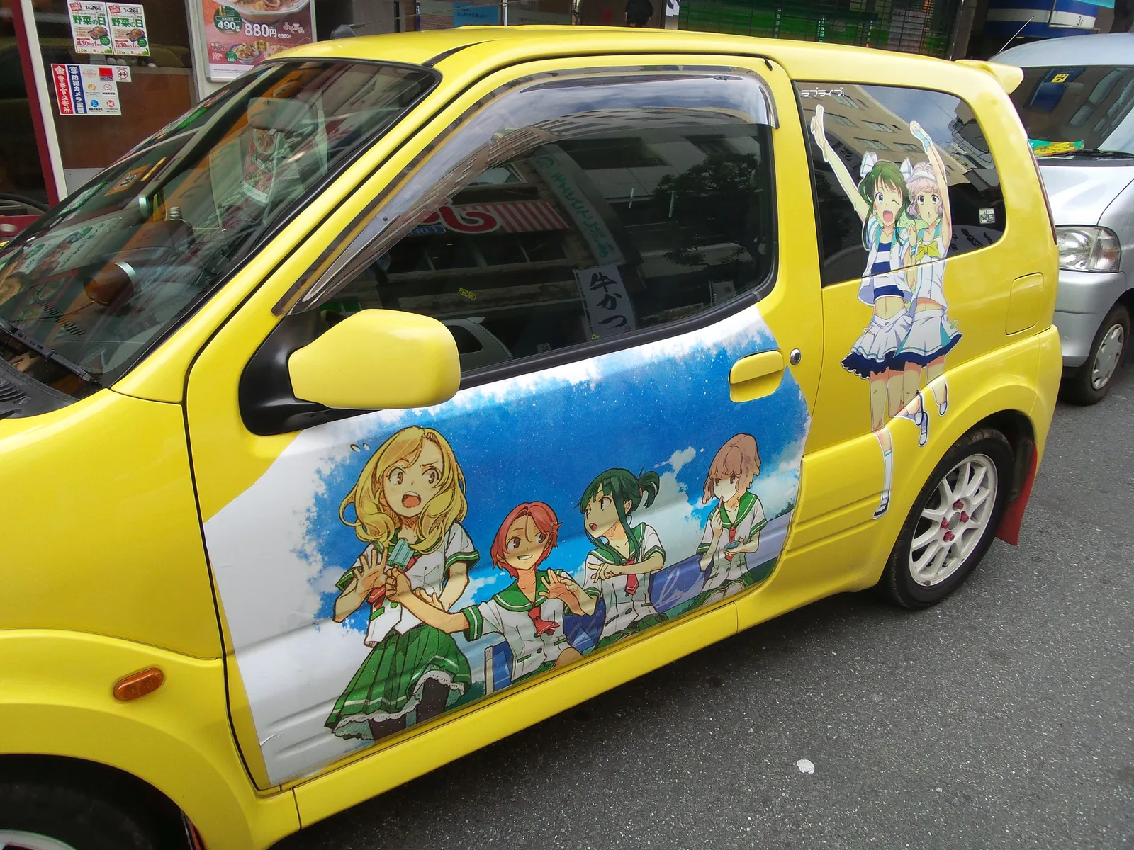 Natsuiro Kiseki itasha in Shinbashi (28145240392)