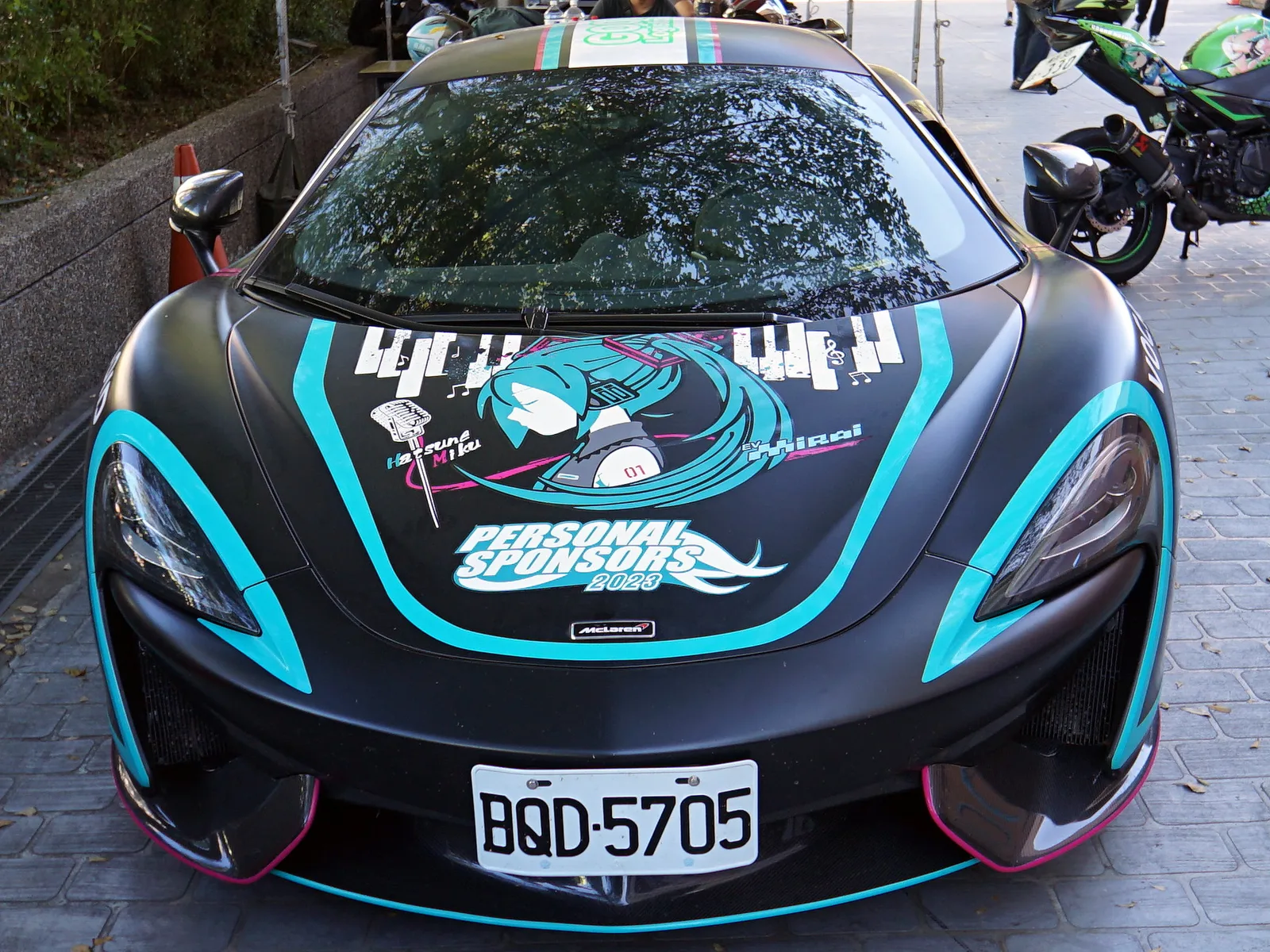 Hatsune Miku itasha BQD-5705 head 20231210a