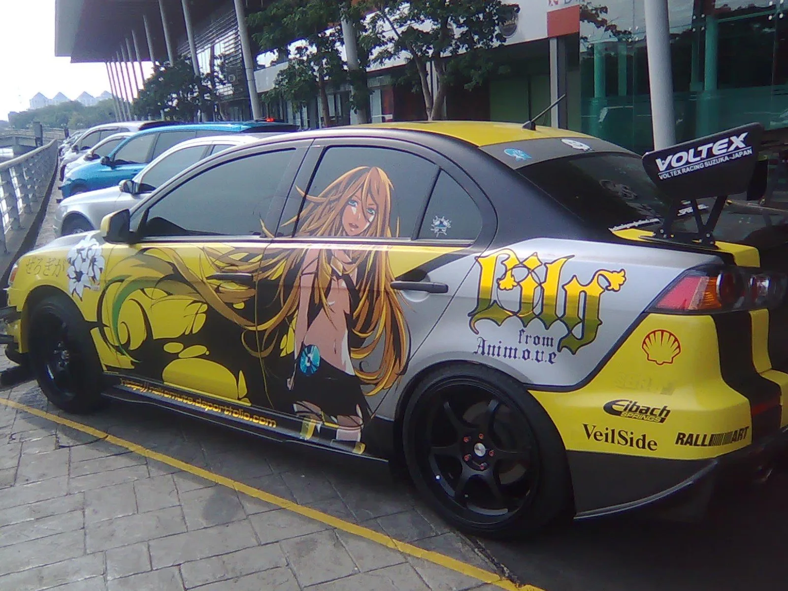 Itasha@PluitVillage