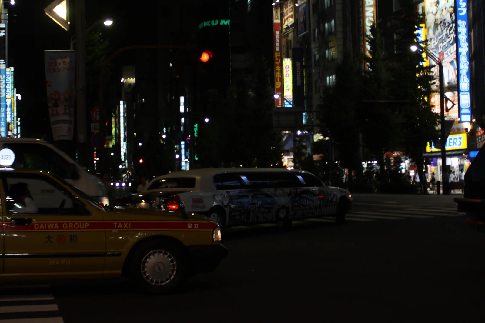 AKIBA～リムジン痛車～ (10062850856)