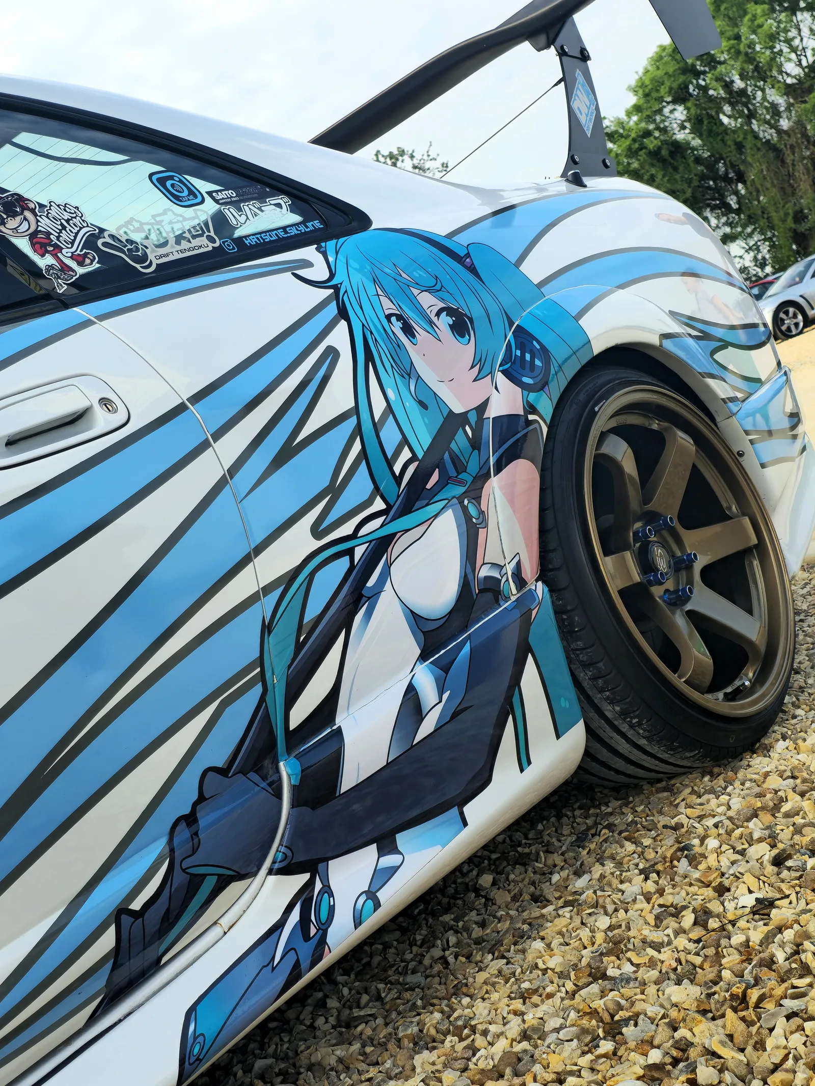Nissan Skyline 4