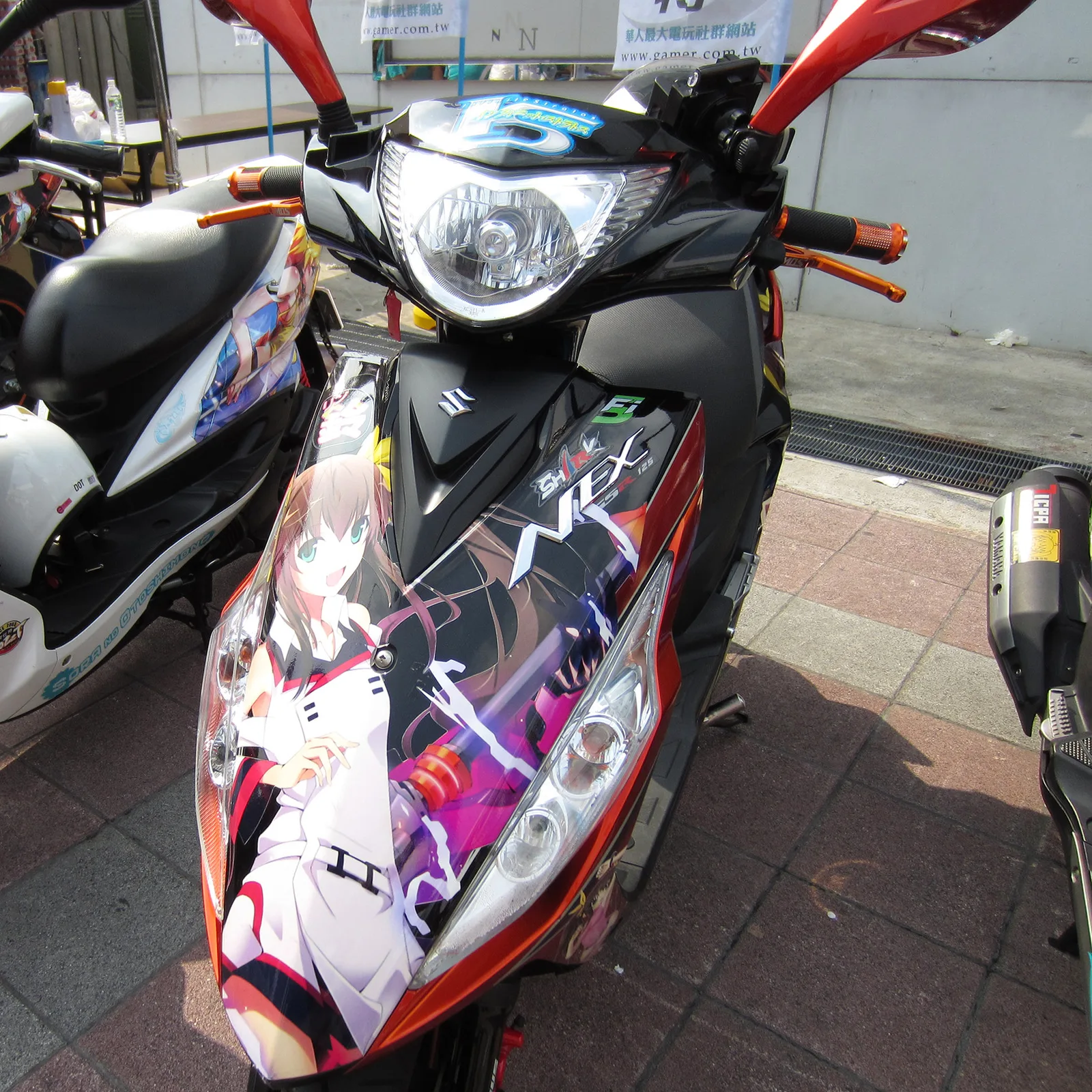 Suzuki itansha of Huang Lingyin, Infinite Stratos at Bahamut Market 20110903