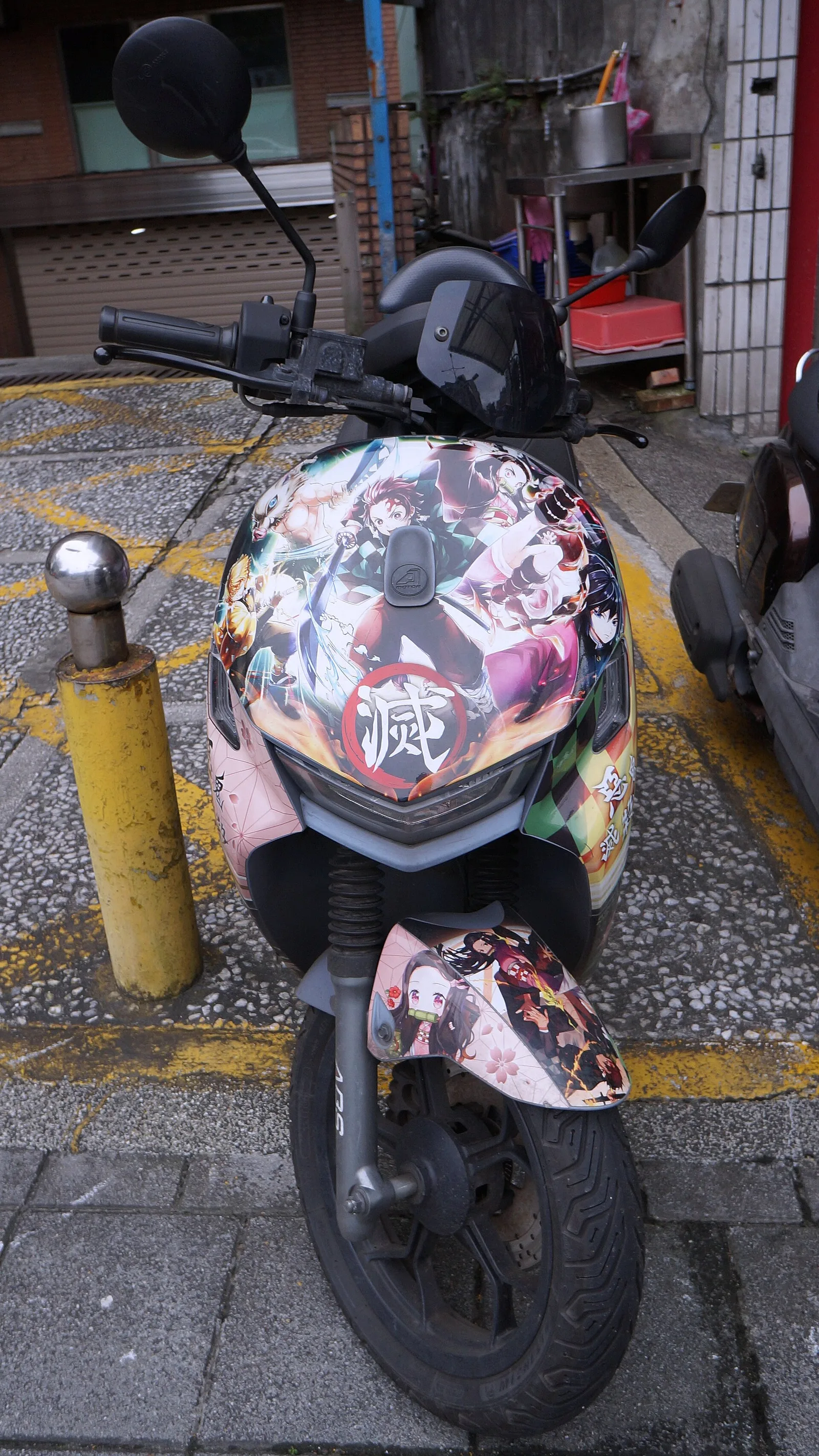 Demon Slayer itansha EQB-2893 head on Bade Road 20230115
