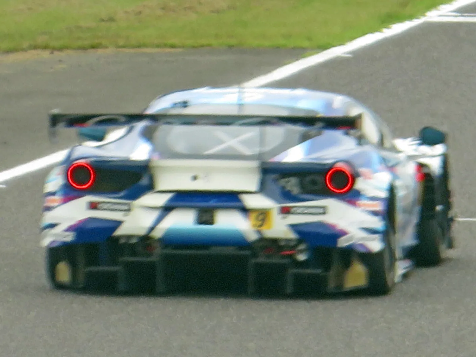 No.9 PACIFIC hololive NAC Ferrari at 2022 Fujimaki Group Suzuka GT 450km (2)