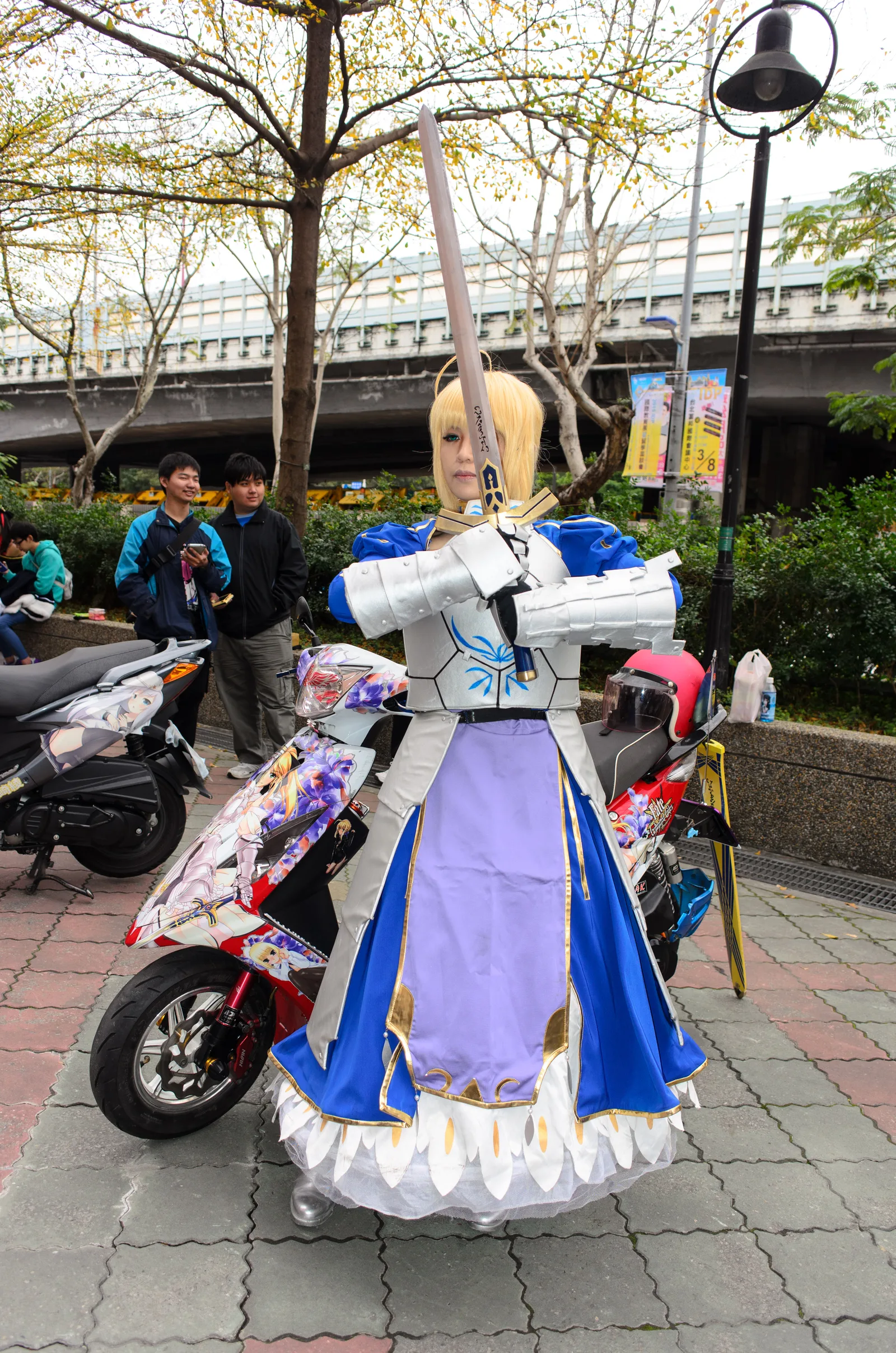 Cosplayer of Saber with Saber Lily Itansha in CWT39 20150228