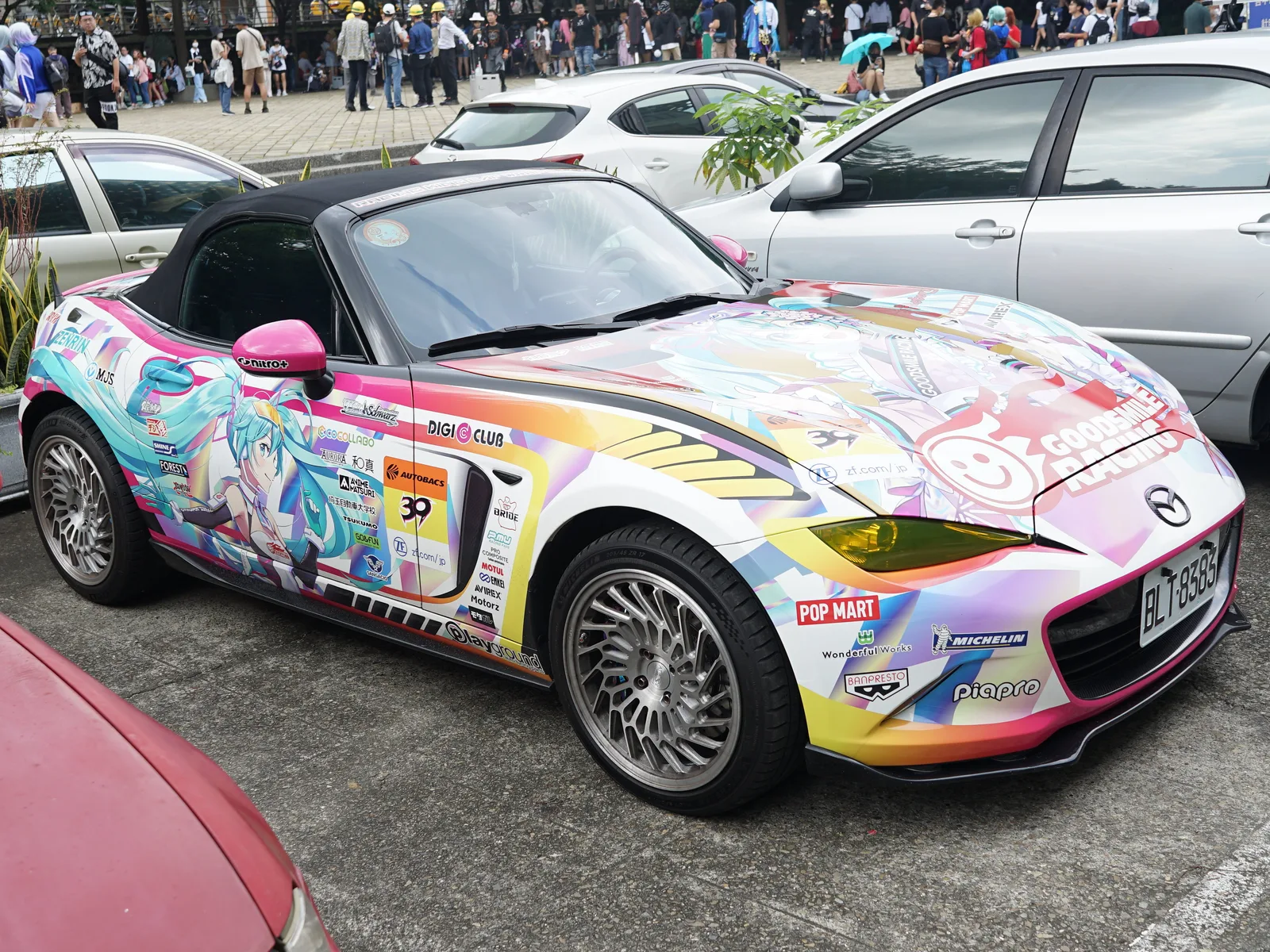 Hatsune Miku itasha BLT-8383 right side at Hall 1, WTC Taichung 20230827