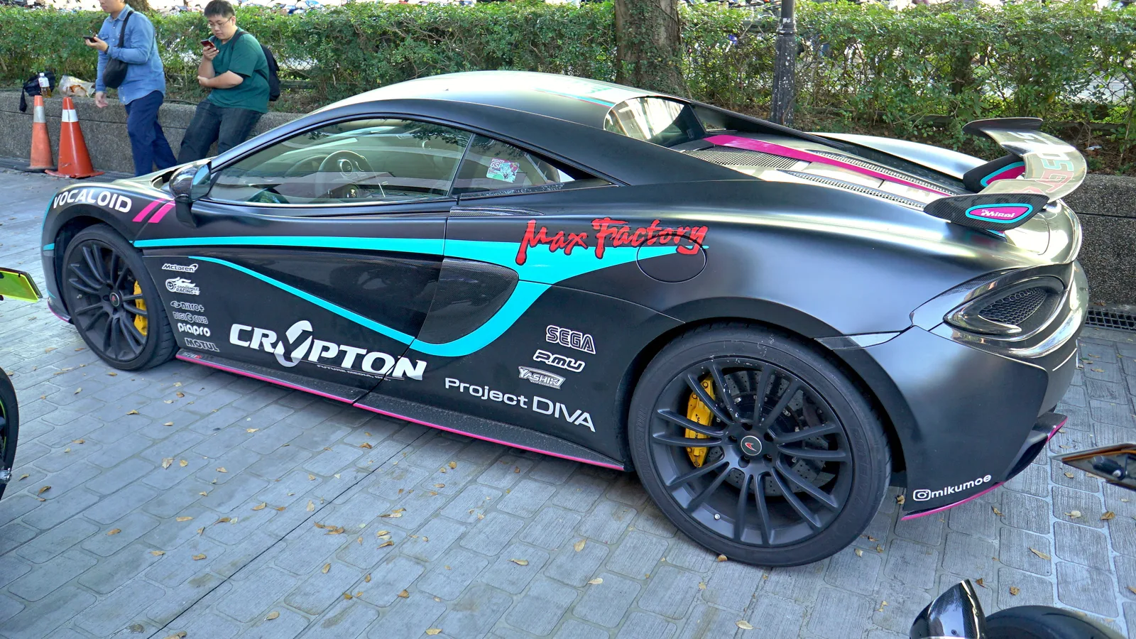 Hatsune Miku itasha BQD-5705 left side 20231210