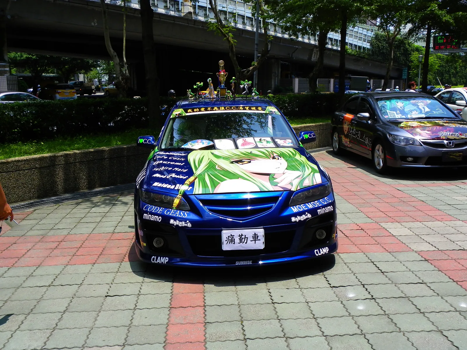 C.C. itasha head at FF18 20110731a
