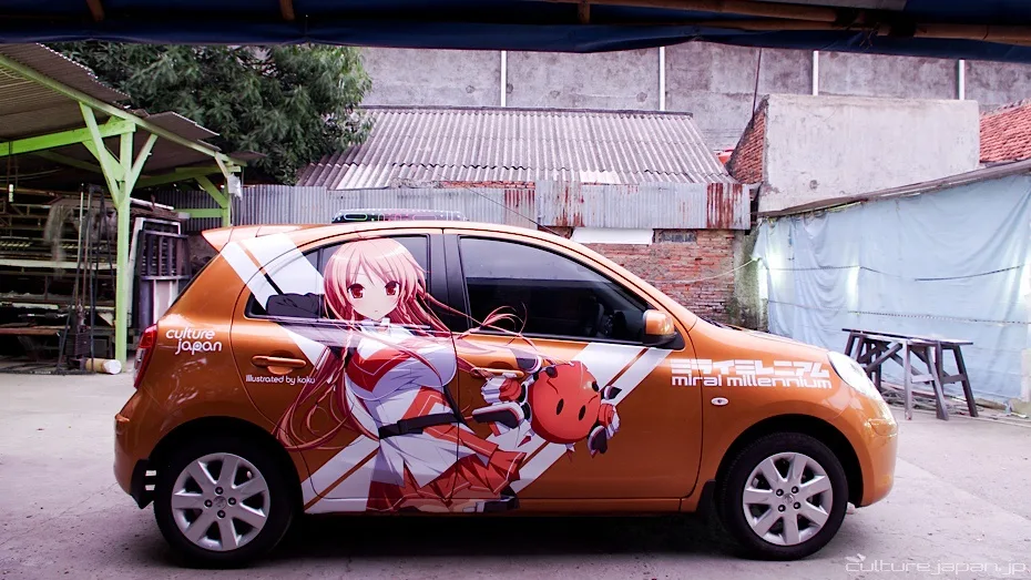 Mirai Millennium itasha, right side (7868707290)
