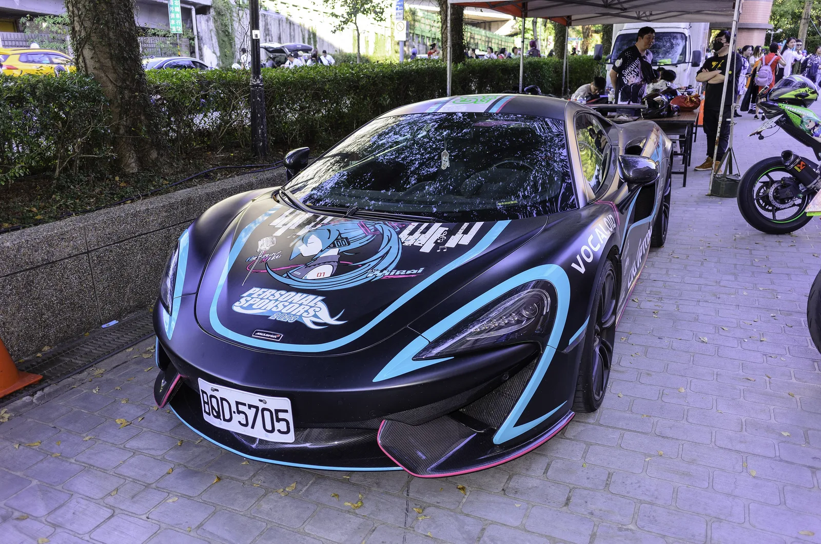 Hatsune Miku itasha BQD-5705 head 20231210b