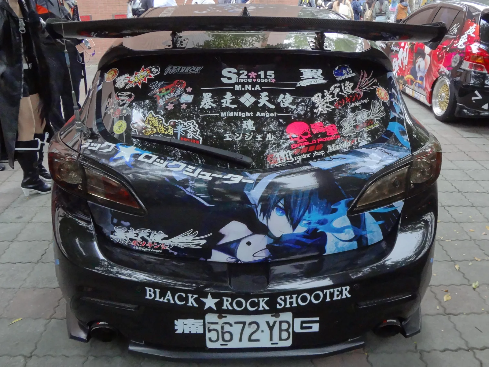Black Rock Shooter's itasha 5672-YB end 20181208a