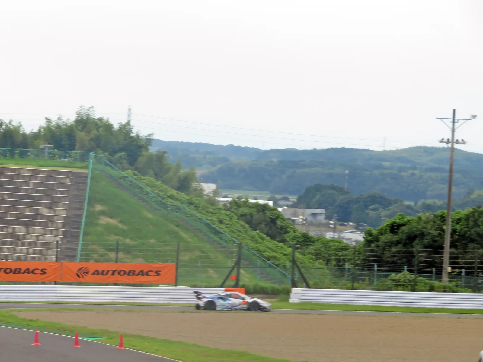 No.9 PACIFIC hololive NAC Ferrari at 2022 Fujimaki Group Suzuka GT 450km (8)