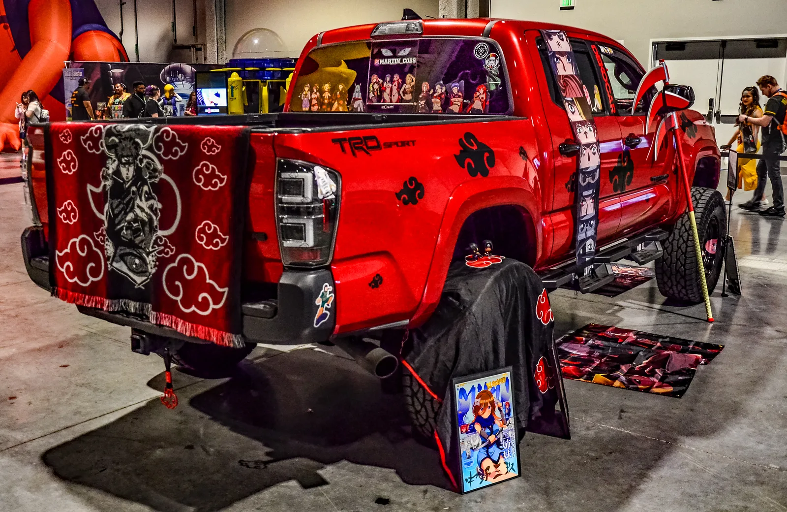 Anime Las Vegas 2025 Dekocar 2017 Toyota Tacoma TRD Sport (54477083328)