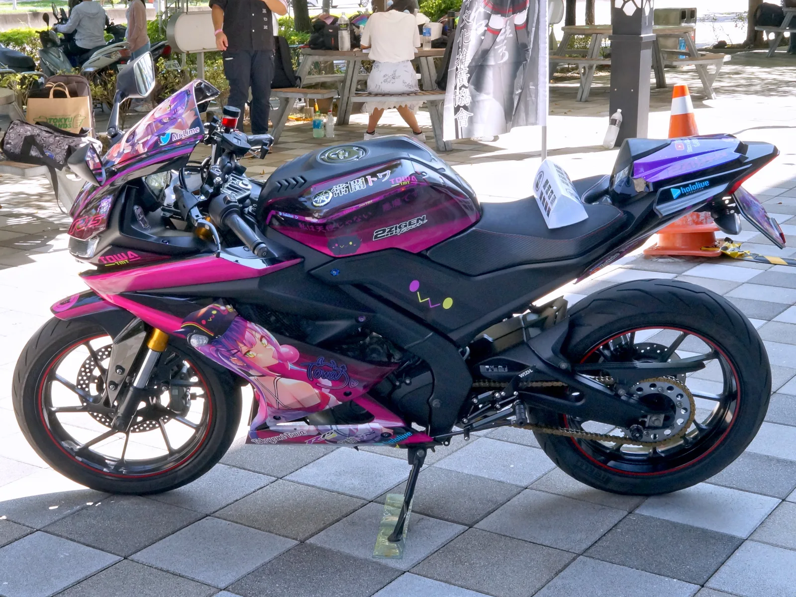 Tokoyami Towa itansha left side 20221002b