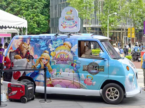 Summoners War van right side at Syntrend 20240504