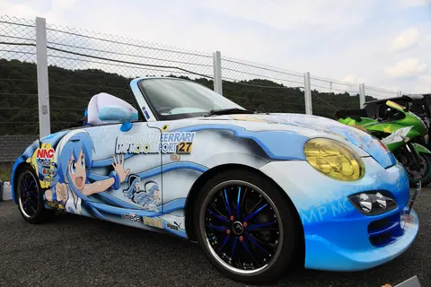 Shinryaku! Ika Musume itasha 20130914a