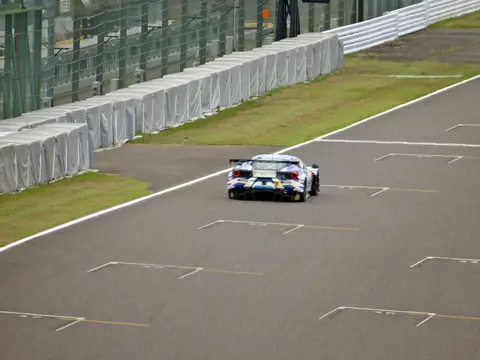 No.9 PACIFIC hololive NAC Ferrari at 2022 Fujimaki Group Suzuka GT 450km (3)